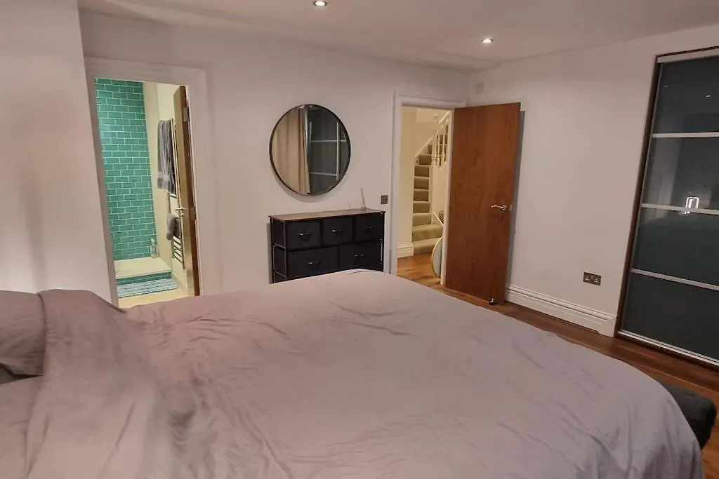 Appartamento Beautifully Presented Central Kemptown House Hove Regno Unito